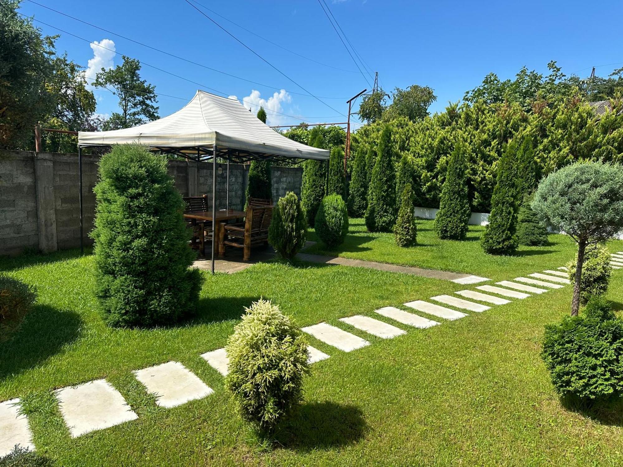 Green House Кобулеті Екстер'єр фото
